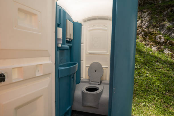 Portable Toilet Options We Offer in North Liberty, IN